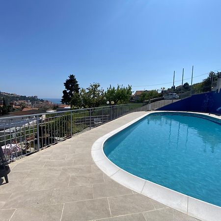 Residence Hotel Edy Imperia Eksteriør bilde