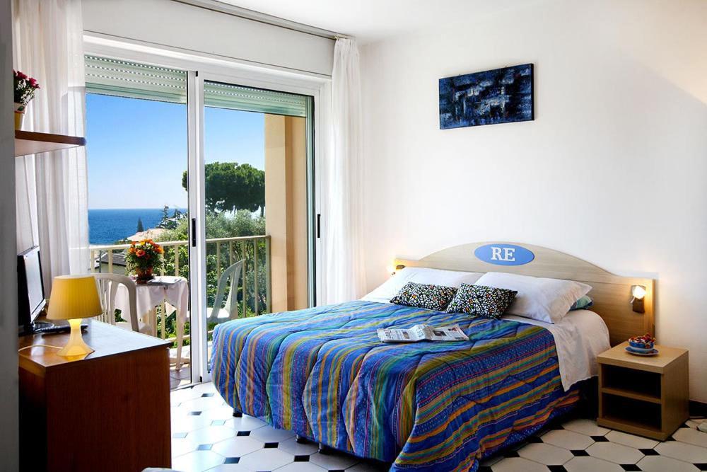 Residence Hotel Edy Imperia Eksteriør bilde