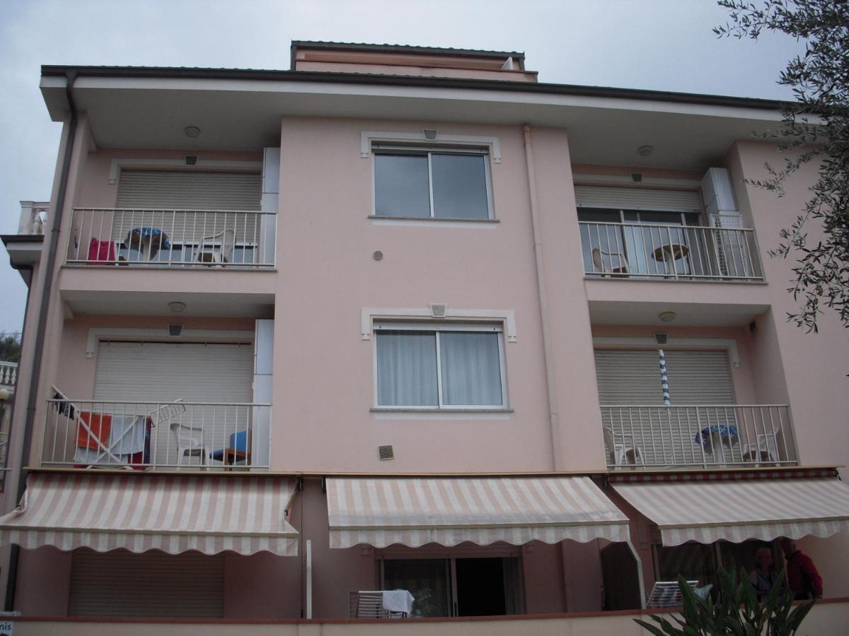 Residence Hotel Edy Imperia Eksteriør bilde